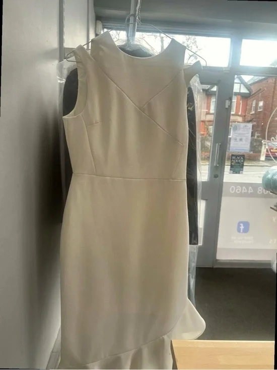 Karen Millen Ivory Tailored Blazer - Picture 2 of 3